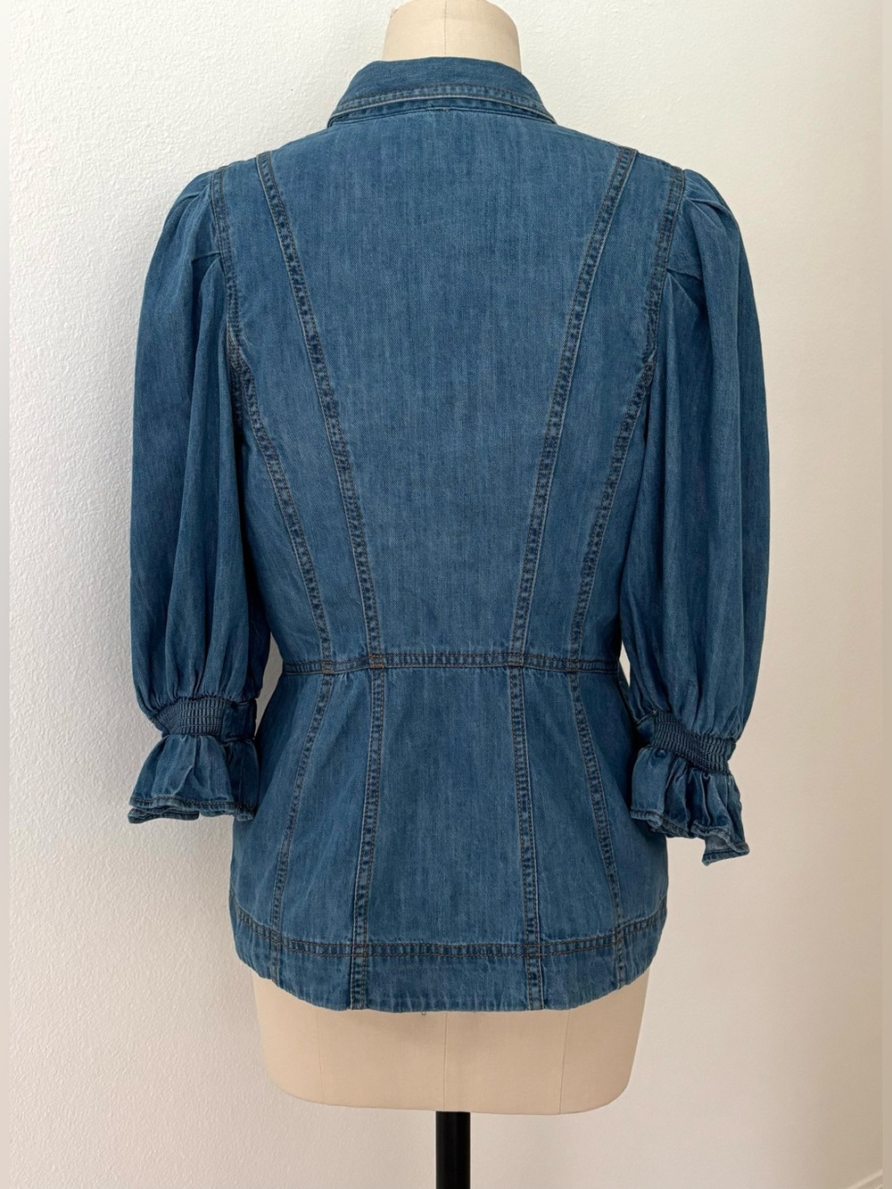 Anthropologie Puff-Sleeve Denim Buttondown Shirt NWT Cotton Indigo Wash Fitted M - Picture 7 of 10